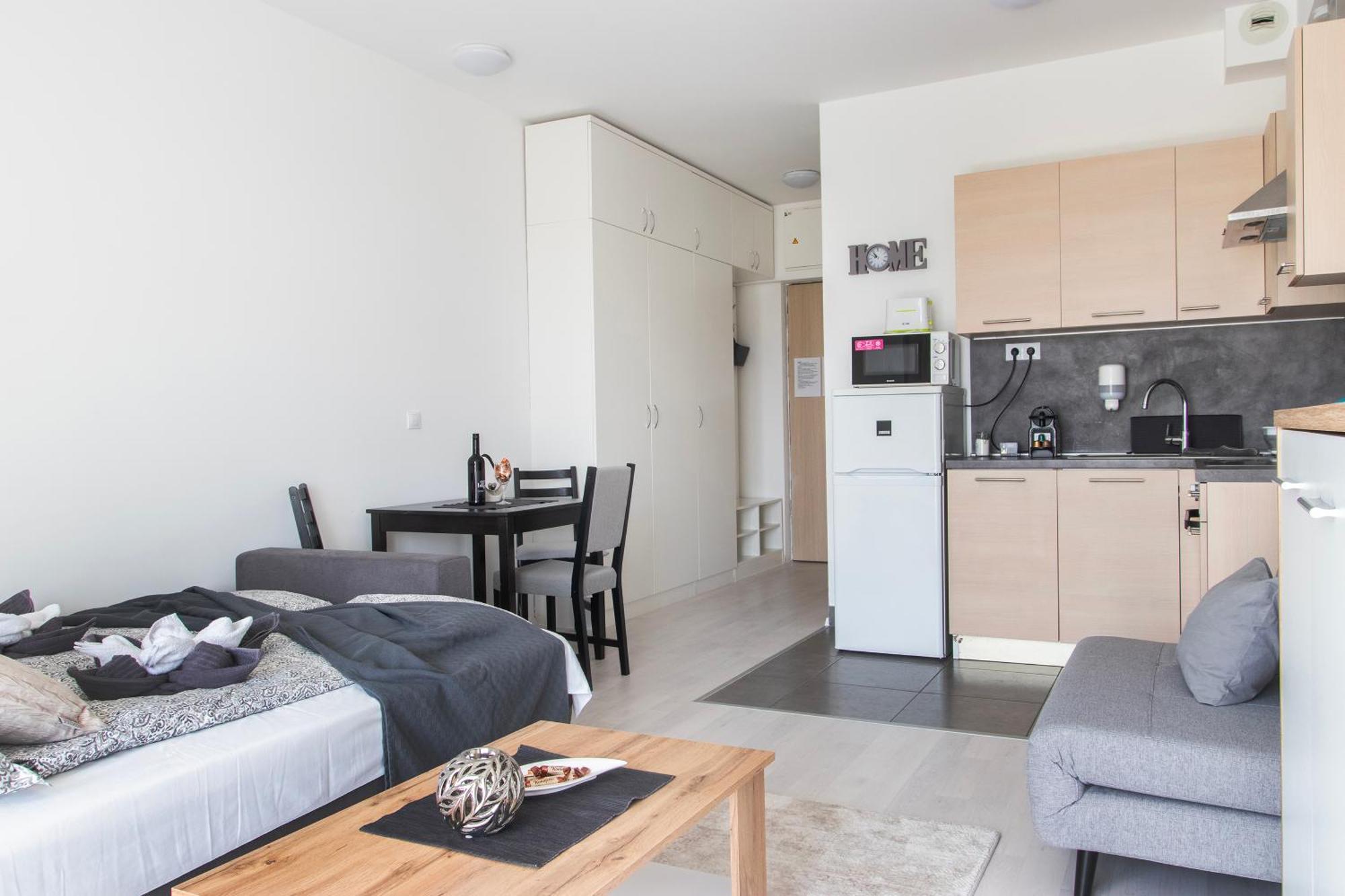 Appartement Corvin Gem With Parking
